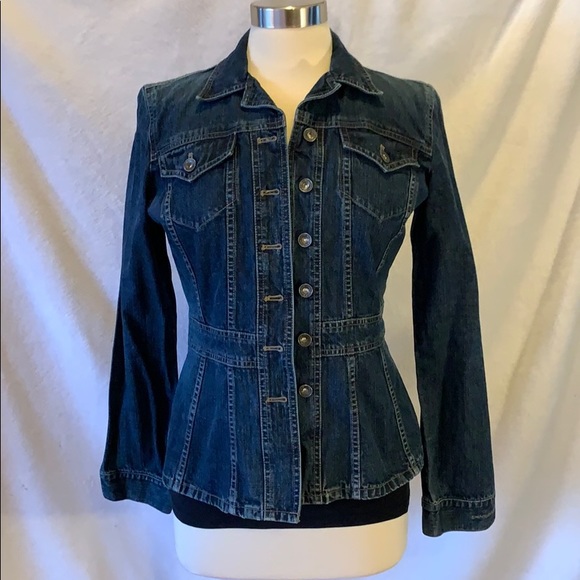 DKNY - Picture 2 of 7